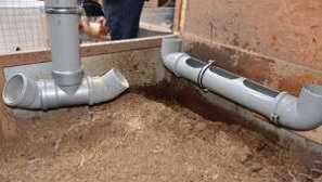 Как да направите захранващо устройство за почистване го правят сами?